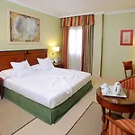 Hotel Becquer